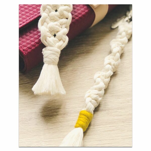 Porte clés en macramé "Nœuds & Torsade" – Image 3